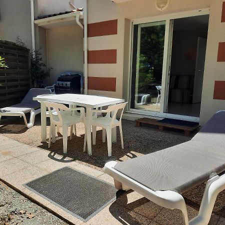 Belle Maisonnette Dans Residence Avec Piscine Сулак-сюр-Мер Екстериор снимка